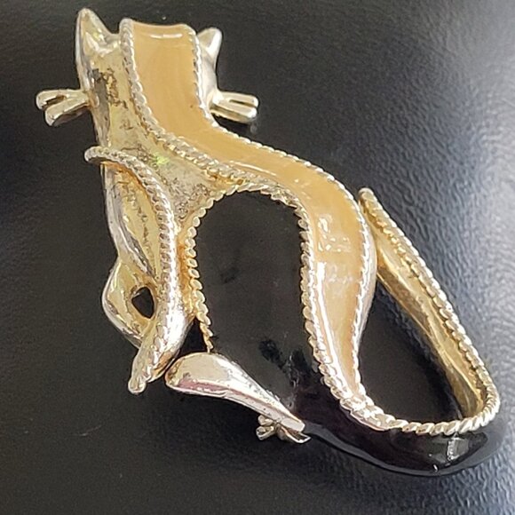 Vintage Darlene Cat Pin - Gold Tone with Black Enamel - Picture 8 of 10